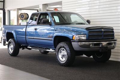 2002 Dodge Ram 2500 SLT Plus  83k MILES ONLY* 100% RUST FREE* NEW 33 " BFG KO3 10-PLYs* LINEX BED LINER* PAINT MATCHED FENDER FLARES* 0-ACCIDENTS* NEW BRAKES-ROTORS-CALIPERS-FLUIDS-FILTERS* ALL BOOKS & KEYS - Photo 2 - Portland, OR 97230