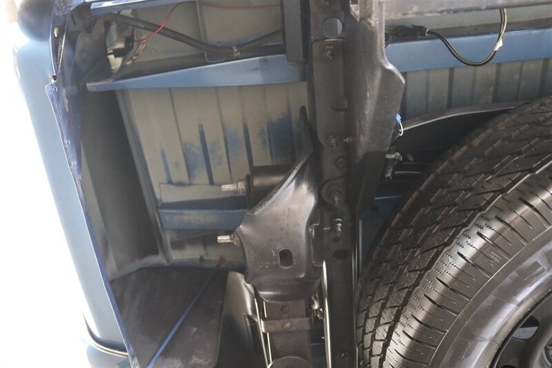 2002 Dodge Ram 2500 SLT Plus  83k MILES ONLY* 100% RUST FREE* NEW 33 " BFG KO3 10-PLYs* LINEX BED LINER* PAINT MATCHED FENDER FLARES* 0-ACCIDENTS* NEW BRAKES-ROTORS-CALIPERS-FLUIDS-FILTERS* ALL BOOKS & KEYS - Photo 25 - Portland, OR 97230