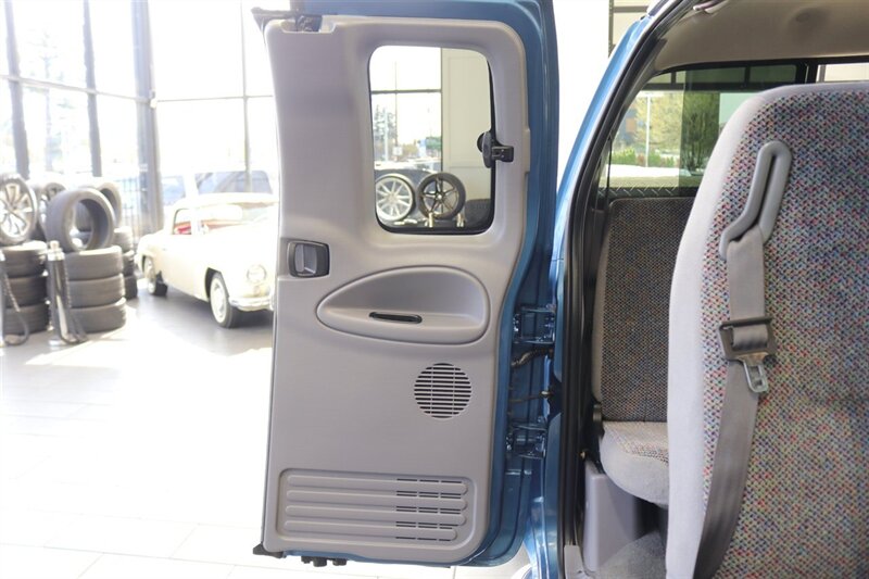 2002 Dodge Ram 2500 SLT Plus  83k MILES ONLY* 100% RUST FREE* NEW 33 " BFG KO3 10-PLYs* LINEX BED LINER* PAINT MATCHED FENDER FLARES* 0-ACCIDENTS* NEW BRAKES-ROTORS-CALIPERS-FLUIDS-FILTERS* ALL BOOKS & KEYS - Photo 74 - Portland, OR 97230