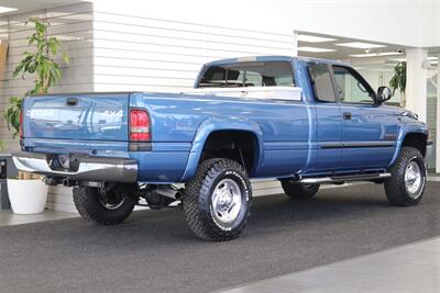 2002 Dodge Ram 2500 SLT Plus  83k MILES ONLY* 100% RUST FREE* NEW 33 " BFG KO3 10-PLYs* LINEX BED LINER* PAINT MATCHED FENDER FLARES* 0-ACCIDENTS* NEW BRAKES-ROTORS-CALIPERS-FLUIDS-FILTERS* ALL BOOKS & KEYS - Photo 7 - Portland, OR 97230