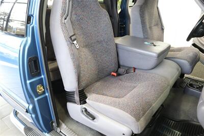 2002 Dodge Ram 2500 SLT Plus  83k MILES ONLY* 100% RUST FREE* NEW 33 " BFG KO3 10-PLYs* LINEX BED LINER* PAINT MATCHED FENDER FLARES* 0-ACCIDENTS* NEW BRAKES-ROTORS-CALIPERS-FLUIDS-FILTERS* ALL BOOKS & KEYS - Photo 17 - Portland, OR 97230