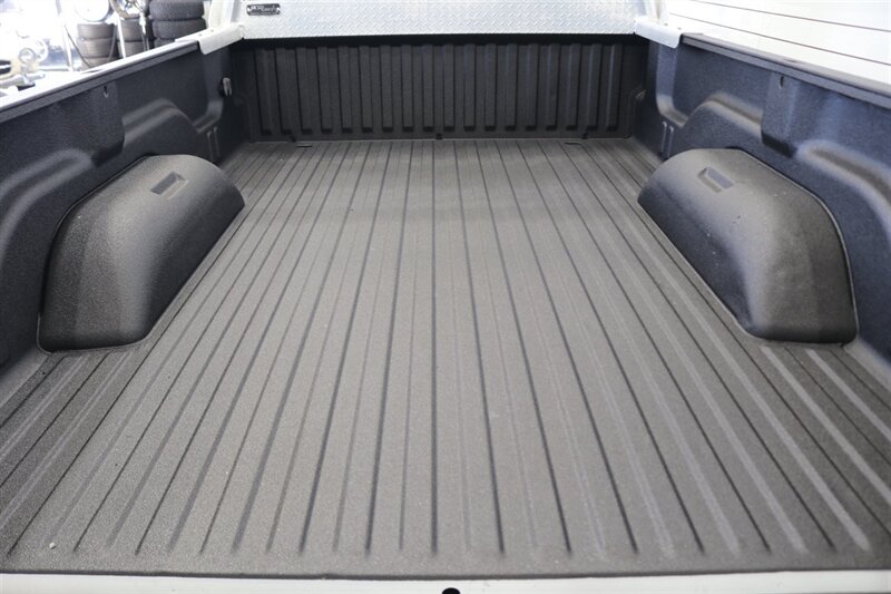 1997 Dodge Ram 2500 Laramie SLT  1-OREGON OWNER* 100% RUST FREE* PERFECT DASH* 5-SPEED MANUAL 5.9L CUMMINS* LINEX BED LINER* PACBRAKE* PROTECH HEADEACH RACK* 33 " COOPER 10-PLYs W/ NEW BLACK ROCK WHEELS* ALL BOOKS-MANUALS-KEY - Photo 44 - Portland, OR 97230