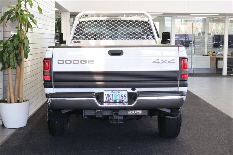 1997 Dodge Ram 2500 Laramie SLT  1-OREGON OWNER* 100% RUST FREE* PERFECT DASH* 5-SPEED MANUAL 5.9L CUMMINS* LINEX BED LINER* PACBRAKE* PROTECH HEADEACH RACK* 33 " COOPER 10-PLYs W/ NEW BLACK ROCK WHEELS* ALL BOOKS-MANUALS-KEY - Photo 9 - Portland, OR 97230