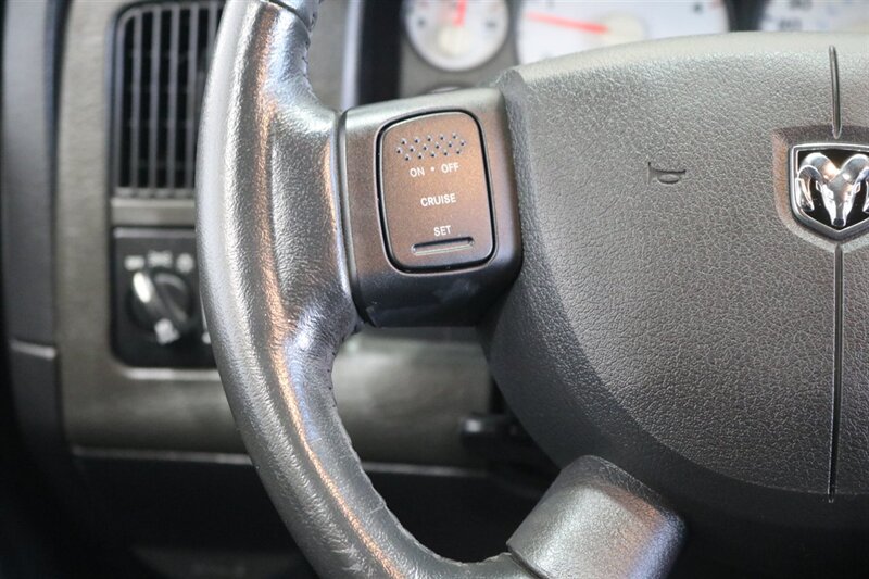 2005 Dodge Ram 3500 SLT 4dr Quad Cab   - Photo 82 - Portland, OR 97230