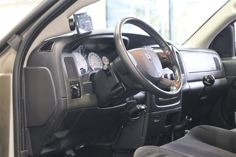 2005 Dodge Ram 3500 SLT 4dr Quad Cab   - Photo 78 - Portland, OR 97230