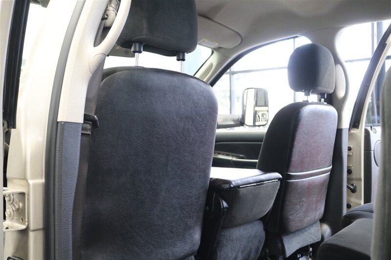 2005 Dodge Ram 3500 SLT 4dr Quad Cab   - Photo 72 - Portland, OR 97230