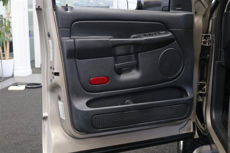 2005 Dodge Ram 3500 SLT 4dr Quad Cab   - Photo 74 - Portland, OR 97230