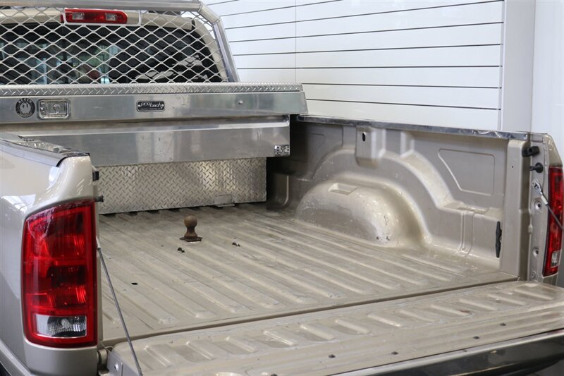 2005 Dodge Ram 3500 SLT 4dr Quad Cab   - Photo 44 - Portland, OR 97230