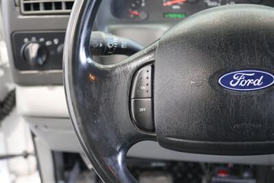 2002 Ford F-250 XLT  1-OWNER* 100% RUST FREE* ALL SERVICE RECORDS SINCE NEW* NEW 2.5 " LEVEL KIT W/ NEW BILSTEIN 5100 SHOCKS / NEW 33 " BFG KO3 10-PLYS* ALL BOOKS&KEYS&WINDOW STICKER* NEW FLUIDS-NEW AC COMPRESSOR - Photo 86 - Portland, OR 97230