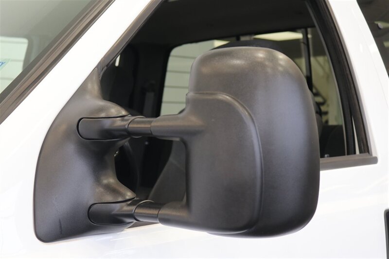 2002 Ford F-250 XLT  1-OWNER* 100% RUST FREE* ALL SERVICE RECORDS SINCE NEW* NEW 2.5 " LEVEL KIT W/ NEW BILSTEIN 5100 SHOCKS / NEW 33 " BFG KO3 10-PLYS* ALL BOOKS&KEYS&WINDOW STICKER* NEW FLUIDS-NEW AC COMPRESSOR - Photo 60 - Portland, OR 97230