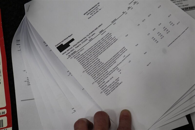 2002 Ford F-250 XLT  1-OWNER* 100% RUST FREE* ALL SERVICE RECORDS SINCE NEW* NEW 2.5 " LEVEL KIT W/ NEW BILSTEIN 5100 SHOCKS / NEW 33 " BFG KO3 10-PLYS* ALL BOOKS&KEYS&WINDOW STICKER* NEW FLUIDS-NEW AC COMPRESSOR - Photo 11 - Portland, OR 97230