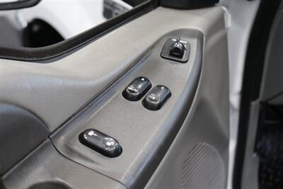 2002 Ford F-250 XLT  1-OWNER* 100% RUST FREE* ALL SERVICE RECORDS SINCE NEW* NEW 2.5 " LEVEL KIT W/ NEW BILSTEIN 5100 SHOCKS / NEW 33 " BFG KO3 10-PLYS* ALL BOOKS&KEYS&WINDOW STICKER* NEW FLUIDS-NEW AC COMPRESSOR - Photo 91 - Portland, OR 97230