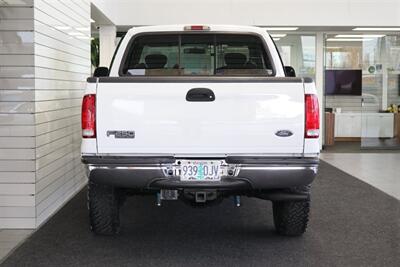 2002 Ford F-250 XLT  1-OWNER* 100% RUST FREE* ALL SERVICE RECORDS SINCE NEW* NEW 2.5 " LEVEL KIT W/ NEW BILSTEIN 5100 SHOCKS / NEW 33 " BFG KO3 10-PLYS* ALL BOOKS&KEYS&WINDOW STICKER* NEW FLUIDS-NEW AC COMPRESSOR - Photo 9 - Portland, OR 97230
