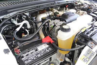 2002 Ford F-250 XLT  1-OWNER* 100% RUST FREE* ALL SERVICE RECORDS SINCE NEW* NEW 2.5 " LEVEL KIT W/ NEW BILSTEIN 5100 SHOCKS / NEW 33 " BFG KO3 10-PLYS* ALL BOOKS&KEYS&WINDOW STICKER* NEW FLUIDS-NEW AC COMPRESSOR - Photo 40 - Portland, OR 97230