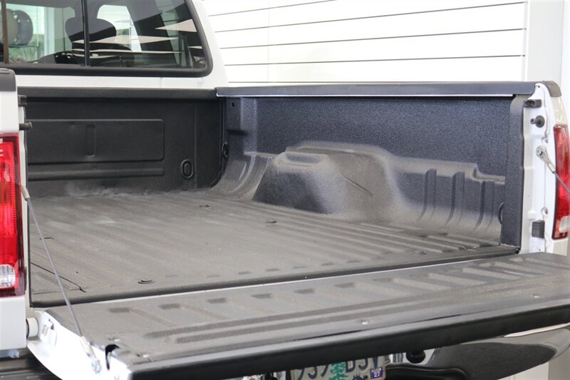 2002 Ford F-250 XLT  1-OWNER* 100% RUST FREE* ALL SERVICE RECORDS SINCE NEW* NEW 2.5 " LEVEL KIT W/ NEW BILSTEIN 5100 SHOCKS / NEW 33 " BFG KO3 10-PLYS* ALL BOOKS&KEYS&WINDOW STICKER* NEW FLUIDS-NEW AC COMPRESSOR - Photo 52 - Portland, OR 97230