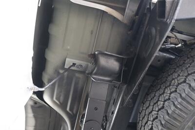 2002 Ford F-250 XLT  1-OWNER* 100% RUST FREE* ALL SERVICE RECORDS SINCE NEW* NEW 2.5 " LEVEL KIT W/ NEW BILSTEIN 5100 SHOCKS / NEW 33 " BFG KO3 10-PLYS* ALL BOOKS&KEYS&WINDOW STICKER* NEW FLUIDS-NEW AC COMPRESSOR - Photo 34 - Portland, OR 97230