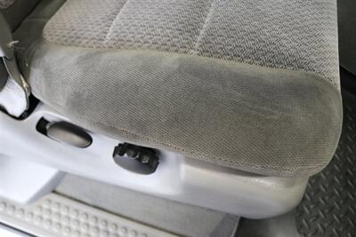 2002 Ford F-250 XLT  1-OWNER* 100% RUST FREE* ALL SERVICE RECORDS SINCE NEW* NEW 2.5 " LEVEL KIT W/ NEW BILSTEIN 5100 SHOCKS / NEW 33 " BFG KO3 10-PLYS* ALL BOOKS&KEYS&WINDOW STICKER* NEW FLUIDS-NEW AC COMPRESSOR - Photo 71 - Portland, OR 97230