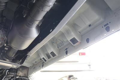 2002 Ford F-250 XLT  1-OWNER* 100% RUST FREE* ALL SERVICE RECORDS SINCE NEW* NEW 2.5 " LEVEL KIT W/ NEW BILSTEIN 5100 SHOCKS / NEW 33 " BFG KO3 10-PLYS* ALL BOOKS&KEYS&WINDOW STICKER* NEW FLUIDS-NEW AC COMPRESSOR - Photo 24 - Portland, OR 97230