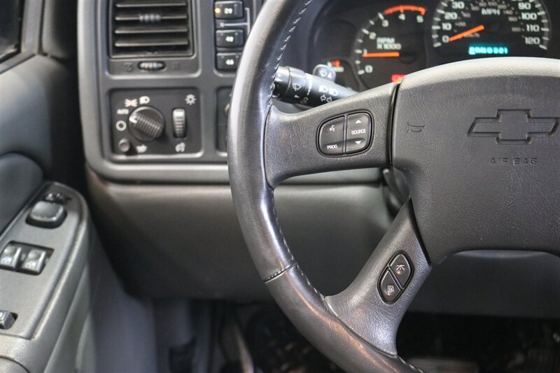 2005 Chevrolet Silverado 2500 LS  1-OWNER* 100% RUST FREE* NEVER HAD 5TH WHEEL / GOOSENECK* 5-SPD ALLISON* SHORT BED* NEW 2.5 "LEVEL LIFT W/ NEW 33 " BFG KO3 10-PLYS* ALL ORIGINAL BOOKS-WINDOW STICKER-2 KEYS-SERVICE RECORDS - Photo 82 - Portland, OR 97230