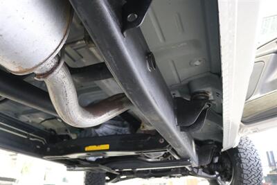 2005 Chevrolet Silverado 2500 LS  1-OWNER* 100% RUST FREE* NEVER HAD 5TH WHEEL / GOOSENECK* 5-SPD ALLISON* SHORT BED* NEW 2.5 "LEVEL LIFT W/ NEW 33 " BFG KO3 10-PLYS* ALL ORIGINAL BOOKS-WINDOW STICKER-2 KEYS-SERVICE RECORDS - Photo 25 - Portland, OR 97230