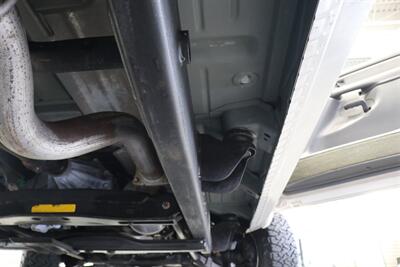 2005 Chevrolet Silverado 2500 LS  1-OWNER* 100% RUST FREE* NEVER HAD 5TH WHEEL / GOOSENECK* 5-SPD ALLISON* SHORT BED* NEW 2.5 "LEVEL LIFT W/ NEW 33 " BFG KO3 10-PLYS* ALL ORIGINAL BOOKS-WINDOW STICKER-2 KEYS-SERVICE RECORDS - Photo 30 - Portland, OR 97230