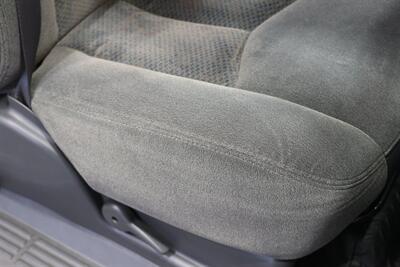 2005 Chevrolet Silverado 2500 LS  1-OWNER* 100% RUST FREE* NEVER HAD 5TH WHEEL / GOOSENECK* 5-SPD ALLISON* SHORT BED* NEW 2.5 "LEVEL LIFT W/ NEW 33 " BFG KO3 10-PLYS* ALL ORIGINAL BOOKS-WINDOW STICKER-2 KEYS-SERVICE RECORDS - Photo 69 - Portland, OR 97230