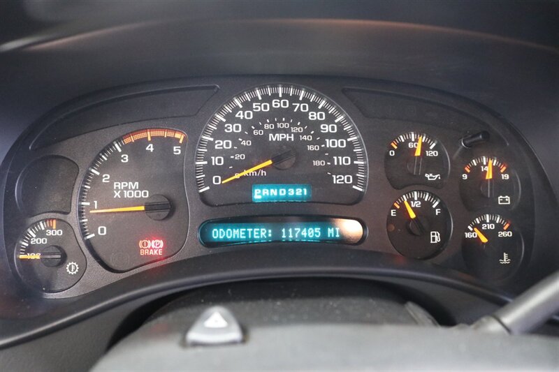 2005 Chevrolet Silverado 2500 LS  1-OWNER* 100% RUST FREE* NEVER HAD 5TH WHEEL / GOOSENECK* 5-SPD ALLISON* SHORT BED* NEW 2.5 "LEVEL LIFT W/ NEW 33 " BFG KO3 10-PLYS* ALL ORIGINAL BOOKS-WINDOW STICKER-2 KEYS-SERVICE RECORDS - Photo 80 - Portland, OR 97230