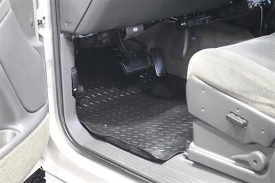 2005 Chevrolet Silverado 2500 LS  1-OWNER* 100% RUST FREE* NEVER HAD 5TH WHEEL / GOOSENECK* 5-SPD ALLISON* SHORT BED* NEW 2.5 "LEVEL LIFT W/ NEW 33 " BFG KO3 10-PLYS* ALL ORIGINAL BOOKS-WINDOW STICKER-2 KEYS-SERVICE RECORDS - Photo 88 - Portland, OR 97230