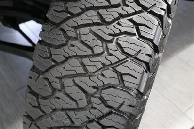 2005 Chevrolet Silverado 2500 LS  1-OWNER* 100% RUST FREE* NEVER HAD 5TH WHEEL / GOOSENECK* 5-SPD ALLISON* SHORT BED* NEW 2.5 "LEVEL LIFT W/ NEW 33 " BFG KO3 10-PLYS* ALL ORIGINAL BOOKS-WINDOW STICKER-2 KEYS-SERVICE RECORDS - Photo 53 - Portland, OR 97230