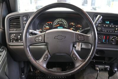 2005 Chevrolet Silverado 2500 LS  1-OWNER* 100% RUST FREE* NEVER HAD 5TH WHEEL / GOOSENECK* 5-SPD ALLISON* SHORT BED* NEW 2.5 "LEVEL LIFT W/ NEW 33 " BFG KO3 10-PLYS* ALL ORIGINAL BOOKS-WINDOW STICKER-2 KEYS-SERVICE RECORDS - Photo 81 - Portland, OR 97230