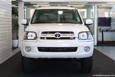 2006 Toyota Sequoia Limited  1-OWNER* 84K MILES ONLY* NEW TIMING BELT / WATER PUMP SERVICE @TOYOTA DEALER 3K MLS AGO* NEW 2 "BILSTEIN LEVEL LIFT* NEW 33 " BFG KO2s W/ NEW 17 " TRD PRO WHEELS* 0-RUST - Photo 7 - Portland, OR 97230