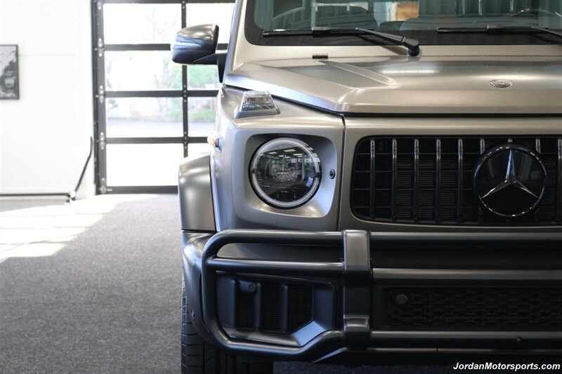 2025 Mercedes-Benz AMG G 63  1-OWNER* FULL PPF ON FRONT NOSE* MONZA GREY MAGNO-CARBON FIBER INTERIOR TRIM-22 " AMG WHEELS-EXCLUSIVE INTERIOR PLUS-AMG NIGHT PACKAGE MAGNOAMG PERFORMANCE STEERING WHEEL-BLACK MAGNO ROOF* - Photo 13 - Portland, OR 97230