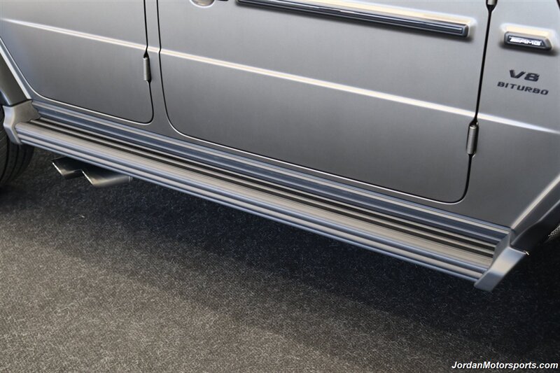 2025 Mercedes-Benz AMG G 63  1-OWNER* FULL PPF ON FRONT NOSE* MONZA GREY MAGNO-CARBON FIBER INTERIOR TRIM-22 " AMG WHEELS-EXCLUSIVE INTERIOR PLUS-AMG NIGHT PACKAGE MAGNOAMG PERFORMANCE STEERING WHEEL-BLACK MAGNO ROOF* - Photo 37 - Portland, OR 97230