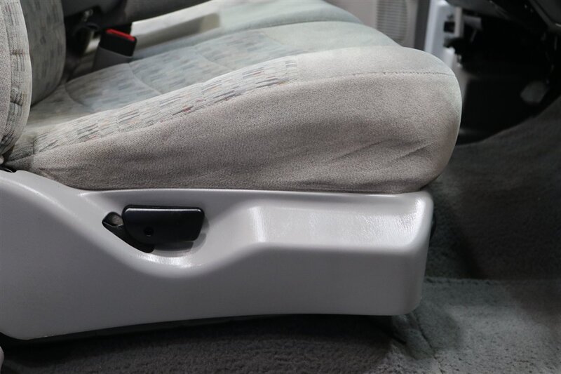 2000 Ford F-350 XLT  NEW BFG KO3 10-PLYS & NEW WHEELS* ONLY 80K MILES* NEW BRAKES-ROTORS-CALIPERS-COOLANT FLUSH-AC SERVICE-NEW BELTS-ACTUATORS-AIR FILTER-SWAY BAR LINKS-WIPERS - Photo 71 - Portland, OR 97230