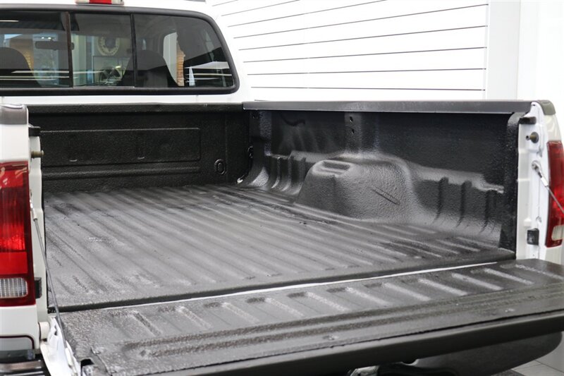 2000 Ford F-350 XLT  NEW BFG KO3 10-PLYS & NEW WHEELS* ONLY 80K MILES* NEW BRAKES-ROTORS-CALIPERS-COOLANT FLUSH-AC SERVICE-NEW BELTS-ACTUATORS-AIR FILTER-SWAY BAR LINKS-WIPERS - Photo 38 - Portland, OR 97230