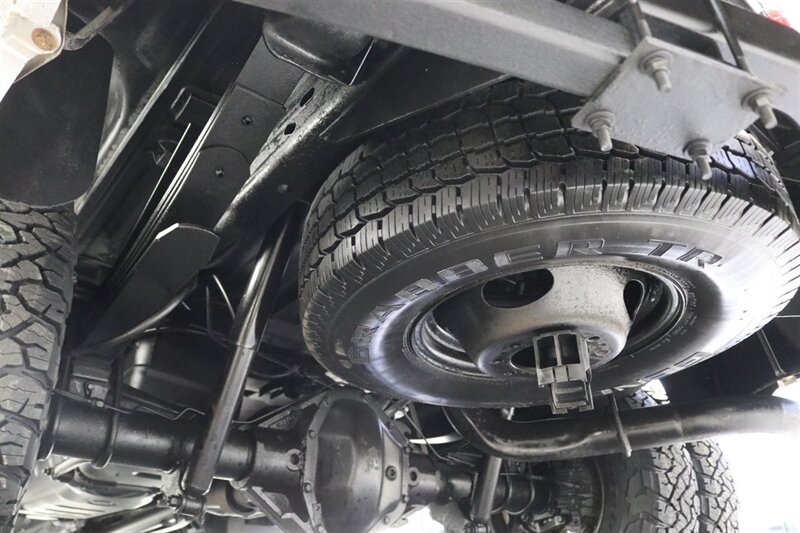 2000 Ford F-350 XLT  NEW BFG KO3 10-PLYS & NEW WHEELS* ONLY 80K MILES* NEW BRAKES-ROTORS-CALIPERS-COOLANT FLUSH-AC SERVICE-NEW BELTS-ACTUATORS-AIR FILTER-SWAY BAR LINKS-WIPERS - Photo 29 - Portland, OR 97230