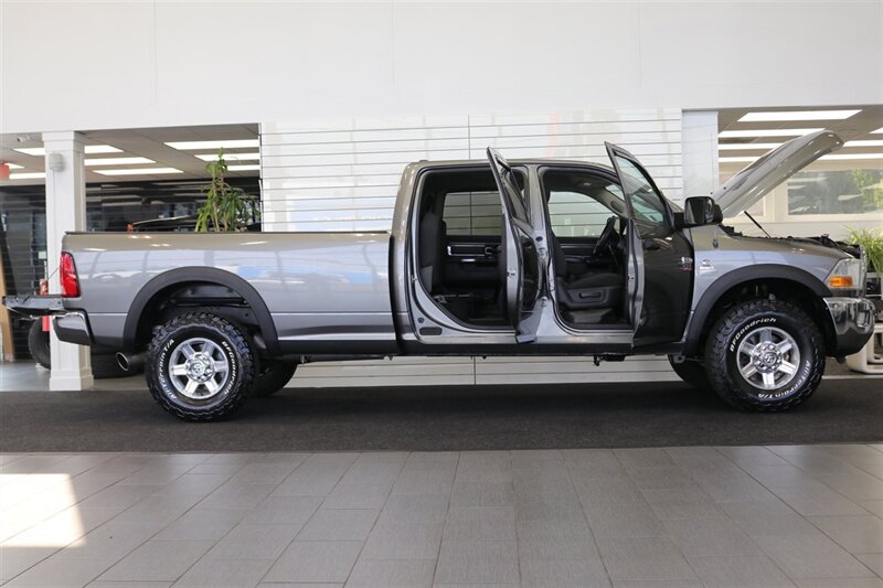 2012 RAM 2500 ST  6SP MANUAL 4D CREW CAB CUMMINS DIESEL 4X4 LONG BED TINTED WINDOWS LONG BED REAR SLIDER LIFTED NEW BFG 35 " TIRES BANKS KIT - Photo 11 - Portland, OR 97230