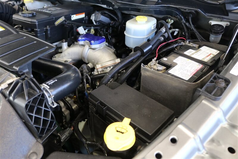 2012 RAM 2500 ST  6-SPD MANUAL 4D CREW CAB CUMMINS DIESEL 4X4 LONG BED TINTED WINDOWS REAR SLIDER LIFTED NEW BFG 35 " TIRES BANKS KIT FRESH FULL SERVICE EGR DELETED FULL EXHAUST - Photo 28 - Portland, OR 97230