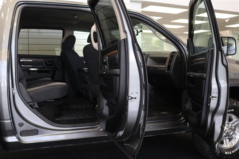 2012 RAM 2500 ST  6SP MANUAL 4D CREW CAB CUMMINS DIESEL 4X4 LONG BED TINTED WINDOWS LONG BED REAR SLIDER LIFTED NEW BFG 35 " TIRES BANKS KIT - Photo 69 - Portland, OR 97230