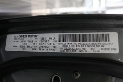 2012 RAM 2500 ST  6SP MANUAL 4D CREW CAB CUMMINS DIESEL 4X4 LONG BED TINTED WINDOWS LONG BED REAR SLIDER LIFTED NEW BFG 35 " TIRES BANKS KIT - Photo 25 - Portland, OR 97230