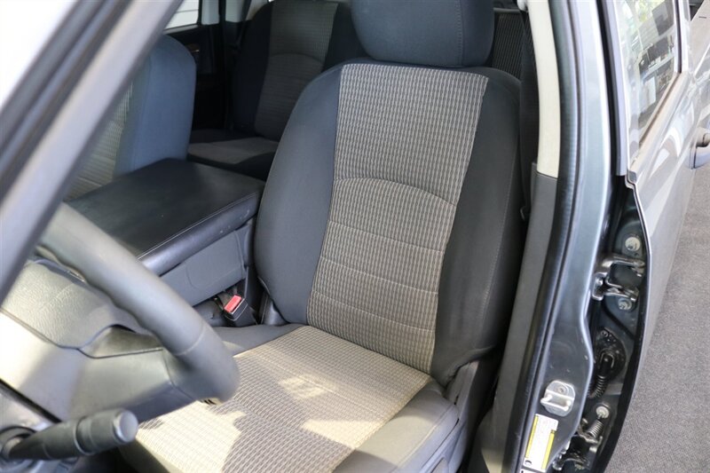 2012 RAM 2500 ST 6-SPD MANUAL 4D CREW CAB CUMMINS DIESEL 4X4 LONG BED TINTED WINDOWS REAR SLIDER LIFTED NEW BFG 35 " TIRES BANKS KIT FRESH FULL SERVICE EGR DELETED FULL EXHAUST - Photo 16 - Portland, OR 97230
