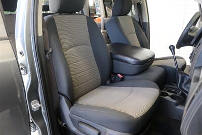 2012 RAM 2500 ST  6-SPD MANUAL 4D CREW CAB CUMMINS DIESEL 4X4 LONG BED TINTED WINDOWS REAR SLIDER LIFTED NEW BFG 35 " TIRES BANKS KIT FRESH FULL SERVICE EGR DELETED FULL EXHAUST - Photo 17 - Portland, OR 97230
