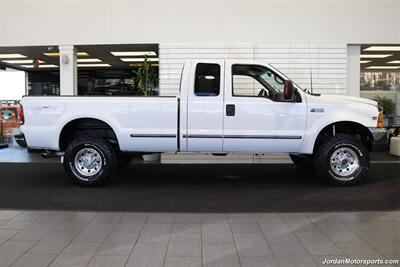 1999 Ford F-250 XLT  1-OWNER* 90K MILES ORIGINAL* NEW 2.5 " LEVEL W/ BILSTEIN 5100 SHOCKS* NEW 33 " BFG KO3 10-PLYs* NO RUST* 100% ALL ORIGINAL* FRESH SERVICE W/NEW BATTERIES-TERMINALS-BELTS-COOLANT FLUSH-AC CHARGE - Photo 5 - Portland, OR 97230