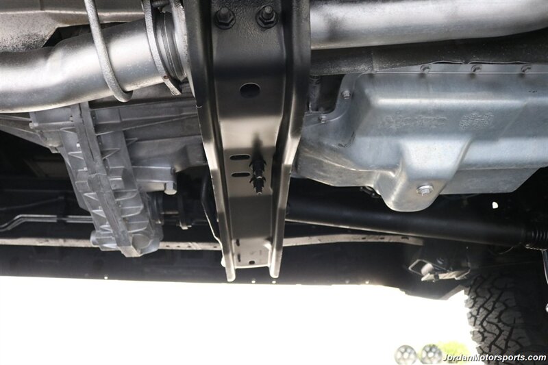 1999 Ford F-250 XLT  1-OWNER* 90K MILES ORIGINAL* NEW 2.5 " LEVEL W/ BILSTEIN 5100 SHOCKS* NEW 33 " BFG KO3 10-PLYs* NO RUST* 100% ALL ORIGINAL* FRESH SERVICE W/NEW BATTERIES-TERMINALS-BELTS-COOLANT FLUSH-AC CHARGE - Photo 23 - Portland, OR 97230