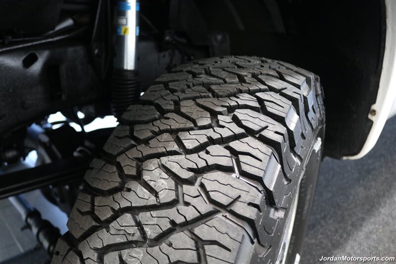 1999 Ford F-250 XLT  1-OWNER* 90K MILES ORIGINAL* NEW 2.5 " LEVEL W/ BILSTEIN 5100 SHOCKS* NEW 33 " BFG KO3 10-PLYs* NO RUST* 100% ALL ORIGINAL* FRESH SERVICE W/NEW BATTERIES-TERMINALS-BELTS-COOLANT FLUSH-AC CHARGE - Photo 49 - Portland, OR 97230