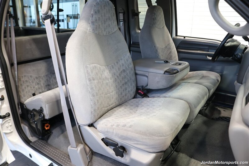 1999 Ford F-250 XLT  1-OWNER* 90K MILES ORIGINAL* NEW 2.5 " LEVEL W/ BILSTEIN 5100 SHOCKS* NEW 33 " BFG KO3 10-PLYs* NO RUST* 100% ALL ORIGINAL* FRESH SERVICE W/NEW BATTERIES-TERMINALS-BELTS-COOLANT FLUSH-AC CHARGE - Photo 19 - Portland, OR 97230