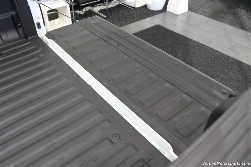 1999 Ford F-250 XLT  1-OWNER* 90K MILES ORIGINAL* NEW 2.5 " LEVEL W/ BILSTEIN 5100 SHOCKS* NEW 33 " BFG KO3 10-PLYs* NO RUST* 100% ALL ORIGINAL* FRESH SERVICE W/NEW BATTERIES-TERMINALS-BELTS-COOLANT FLUSH-AC CHARGE - Photo 45 - Portland, OR 97230