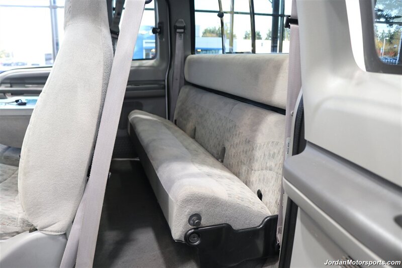 1999 Ford F-250 XLT  1-OWNER* 90K MILES ORIGINAL* NEW 2.5 " LEVEL W/ BILSTEIN 5100 SHOCKS* NEW 33 " BFG KO3 10-PLYs* NO RUST* 100% ALL ORIGINAL* FRESH SERVICE W/NEW BATTERIES-TERMINALS-BELTS-COOLANT FLUSH-AC CHARGE - Photo 20 - Portland, OR 97230