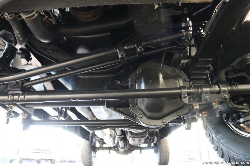 1999 Ford F-250 XLT  1-OWNER* 90K MILES ORIGINAL* NEW 2.5 " LEVEL W/ BILSTEIN 5100 SHOCKS* NEW 33 " BFG KO3 10-PLYs* NO RUST* 100% ALL ORIGINAL* FRESH SERVICE W/NEW BATTERIES-TERMINALS-BELTS-COOLANT FLUSH-AC CHARGE - Photo 33 - Portland, OR 97230