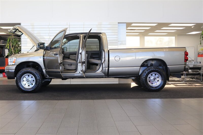 2008 Dodge Ram 3500 ST 1-OWNER* 100% RUST FREE* BRAND NEW 6-SPD TRANSMISSION W/ CLUTCH & SLAVE CYLINDER* NEW BRAKES-ROTORS-CALIPERS-TIE ROD ENDS-COOLANT & BRAKE FLUID FLUSH* NEW 17 "PRO COMPS W/ 34 " TOYO A/Ts 10-PLYs - Photo 10 - Portland, OR 97230
